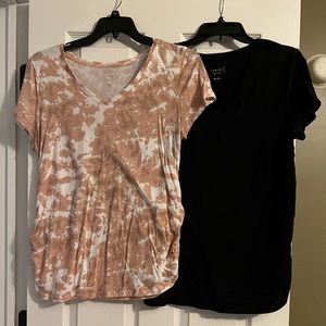 Target Isabel Maternity V-neck tshirts. Large.